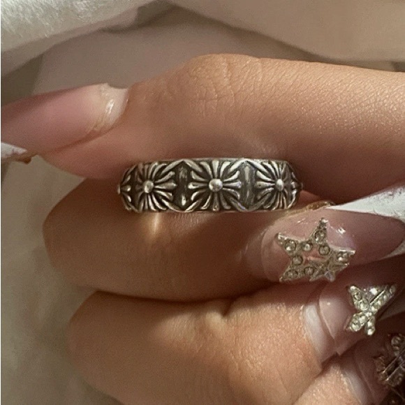 Forever 2003 Chrome Heart Ring Size 8   925Silver - Picture 1 of 4
